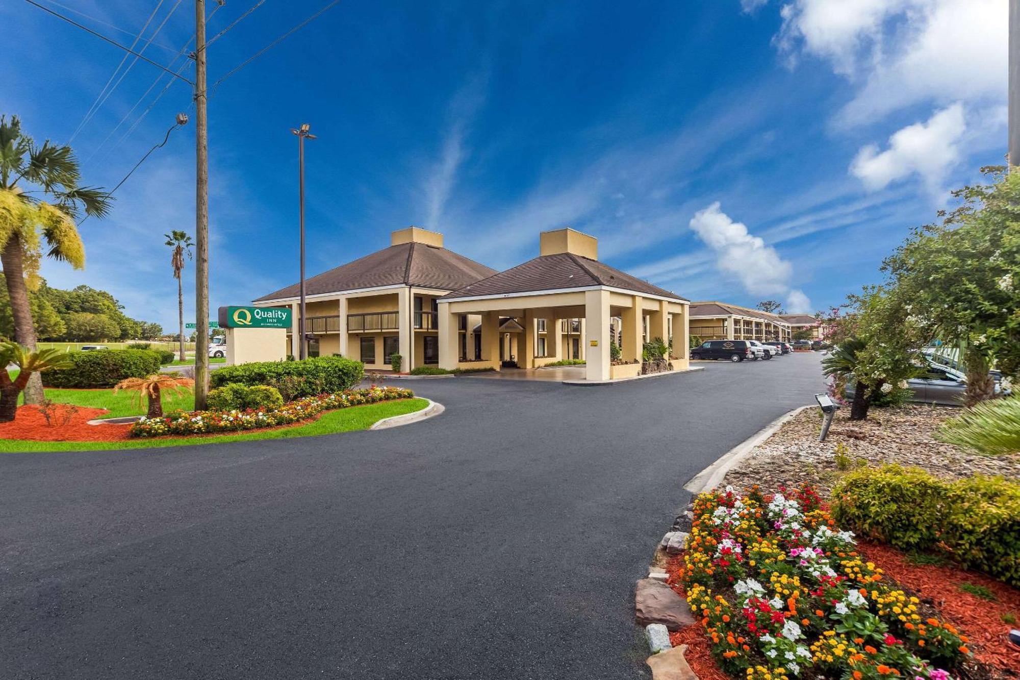 Quality Inn Coliseum Норт Чарлстън Екстериор снимка