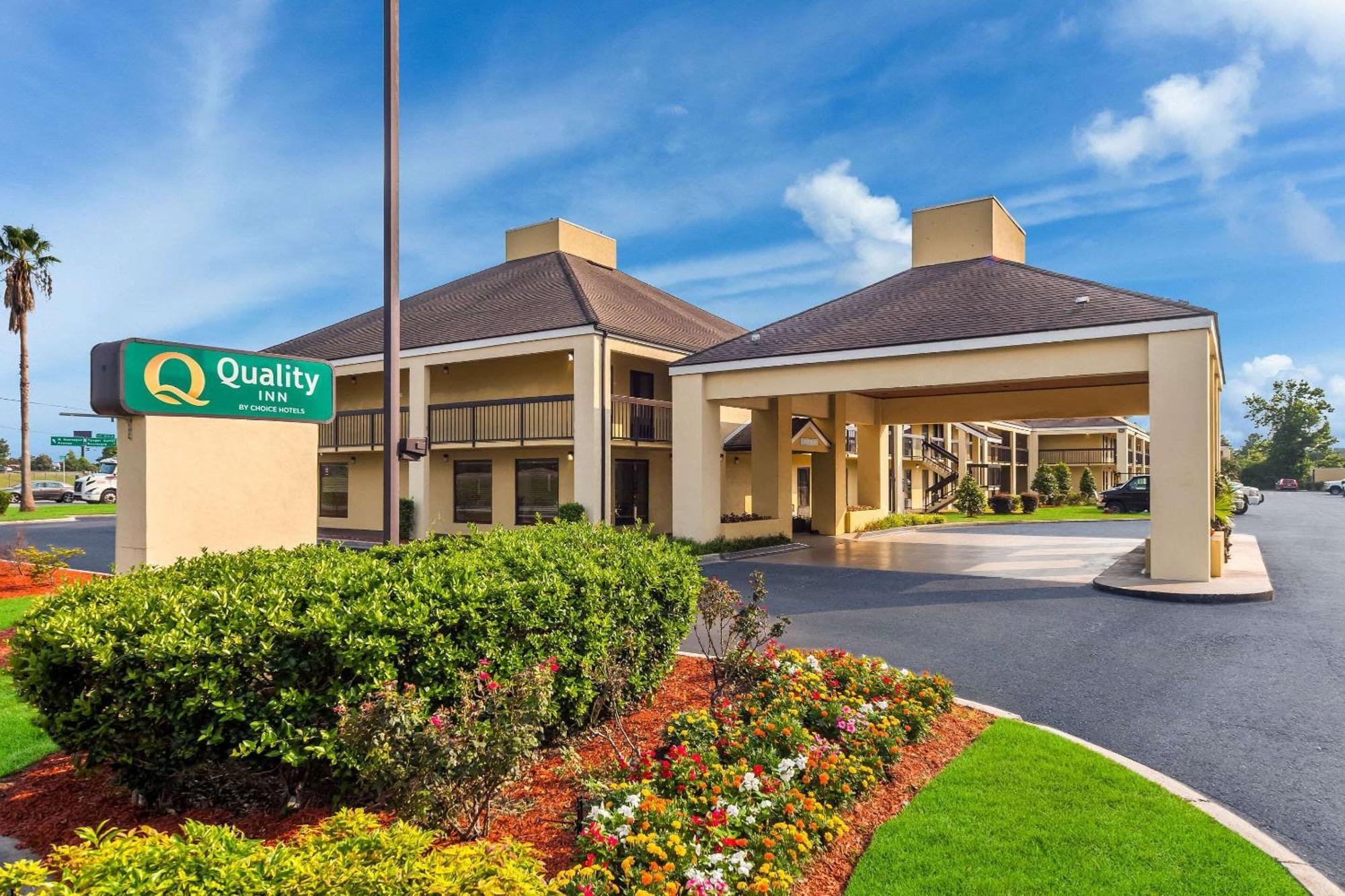 Quality Inn Coliseum Норт Чарлстън Екстериор снимка